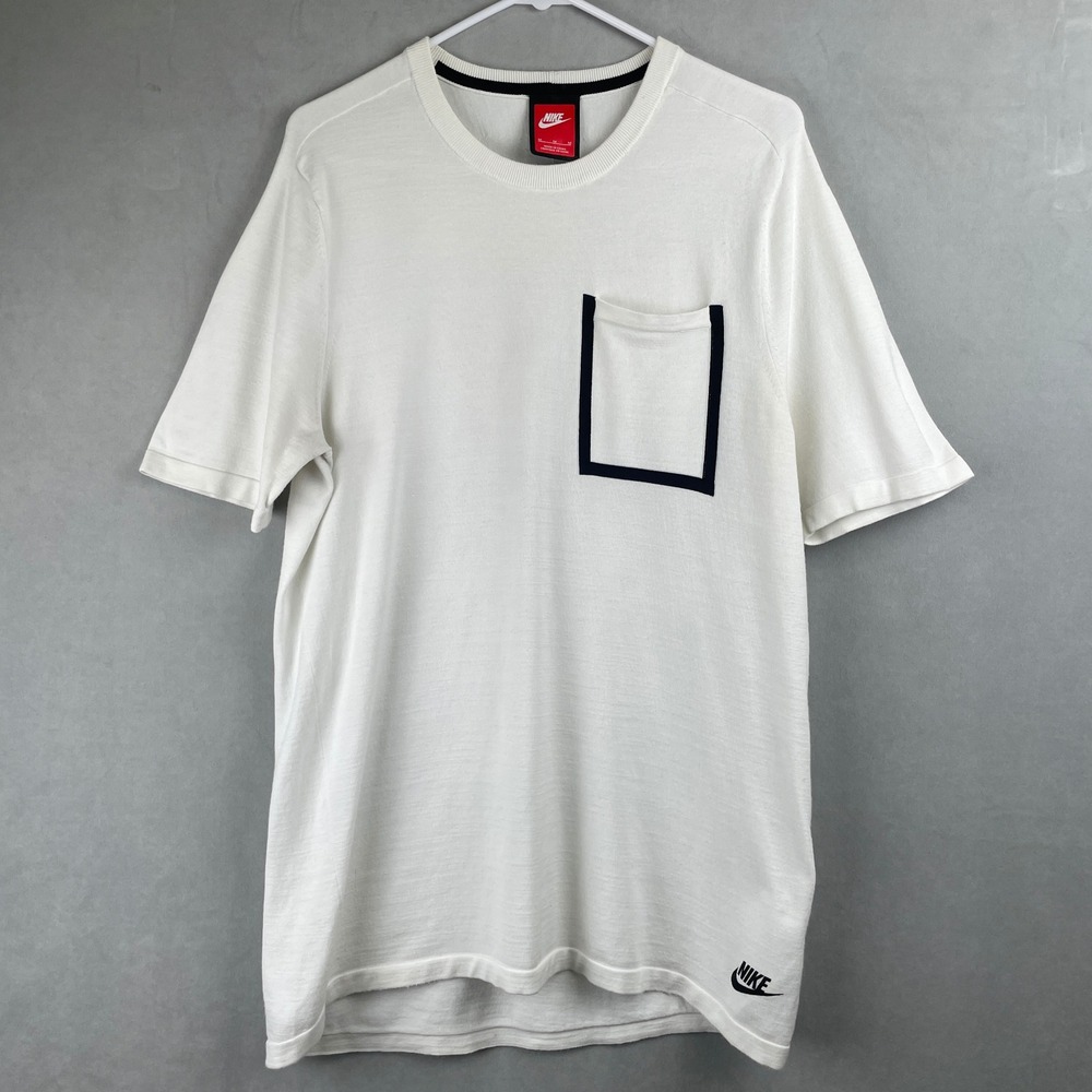 Nike T-Shirt Mens M White Tech Knit Premium Pocket Tee Soft Stretch Athleisure